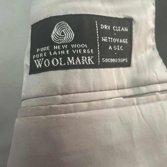 Michael Kors 100% Wool Sports Coat. Size M - Picture 5 of 5